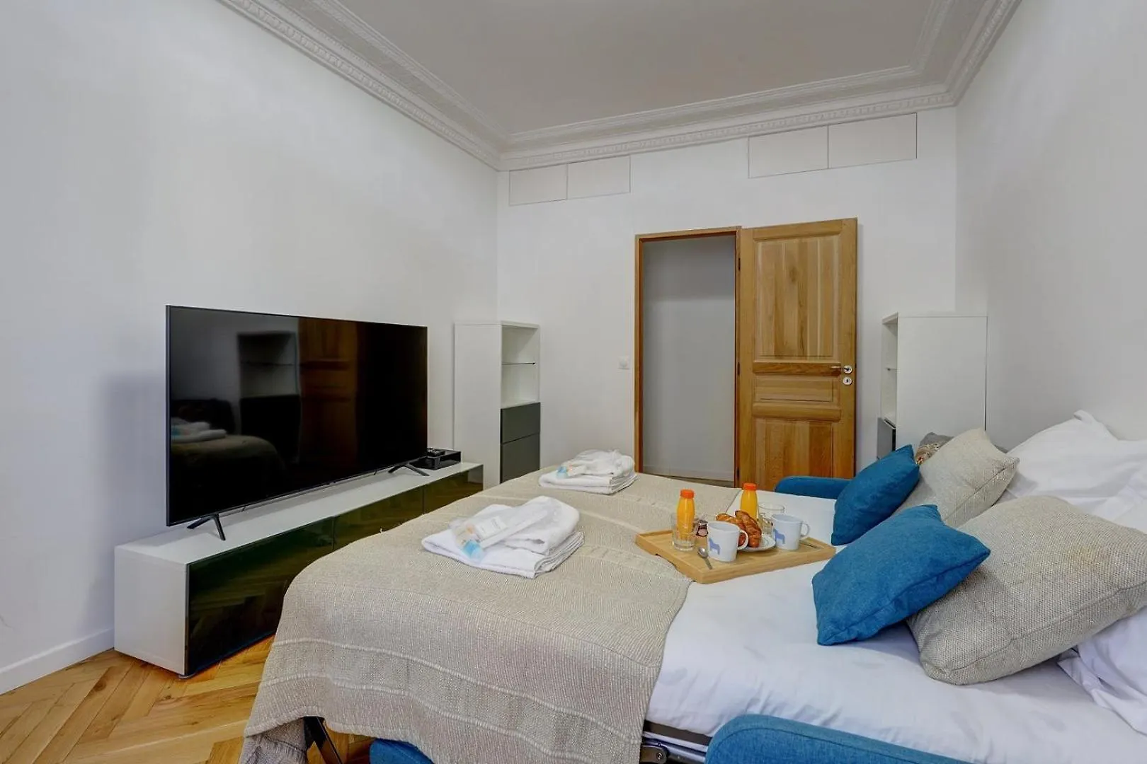 708 Mericourt - Superbe A Apartman *